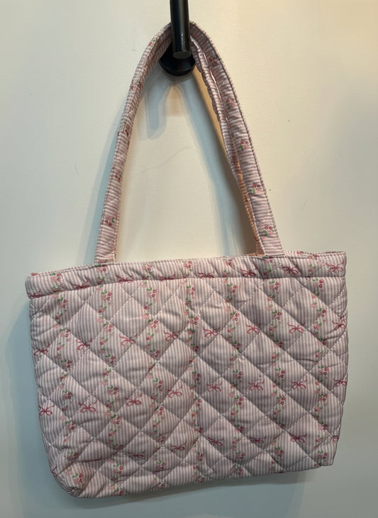 Pink bow Quilted tote bag