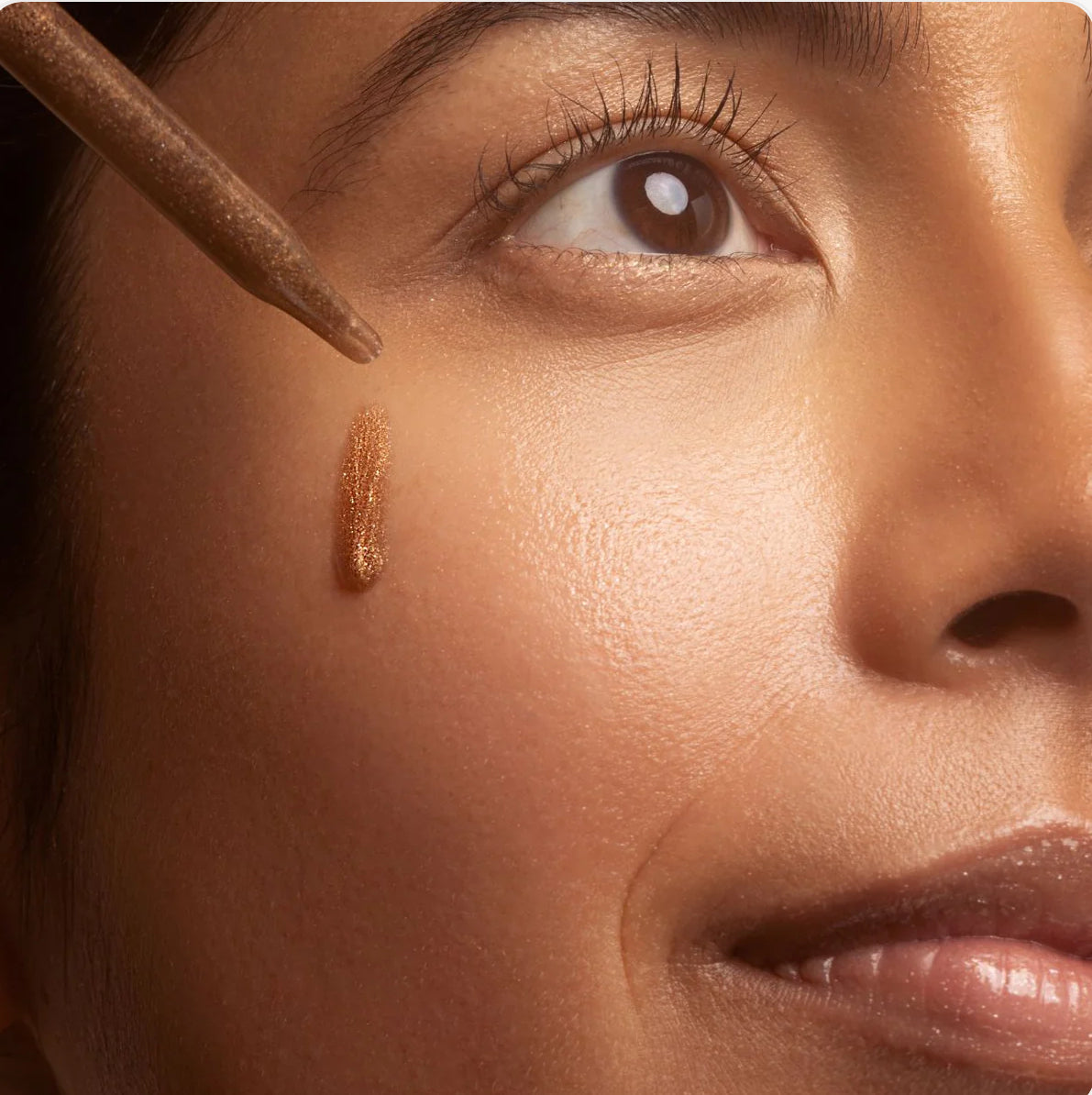 Bronzed face oil