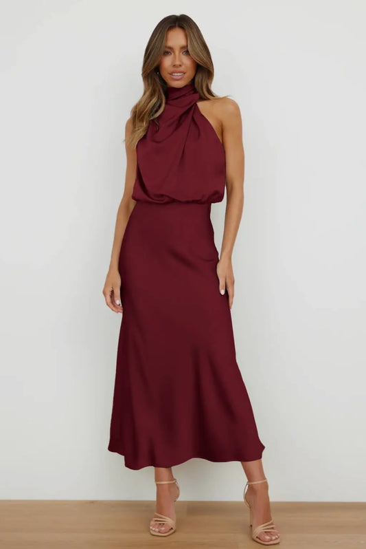 Elegant sleeveless satin midi