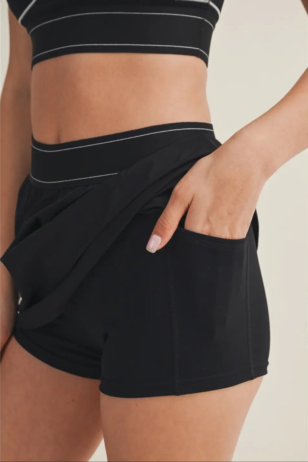 The jet set skort
