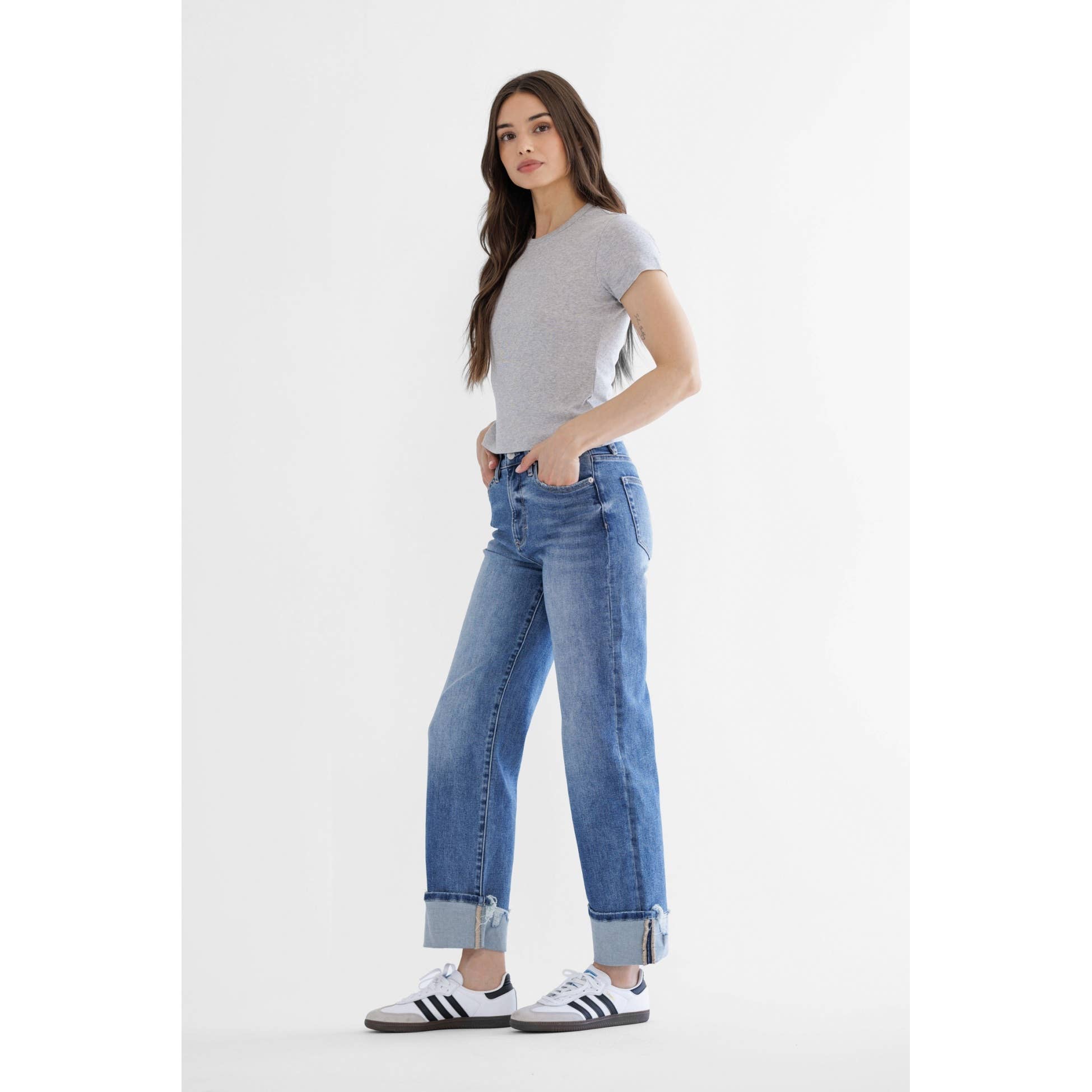 SUPER HIGH RISE RELAXED STRAIGHT CUFFED LEG
