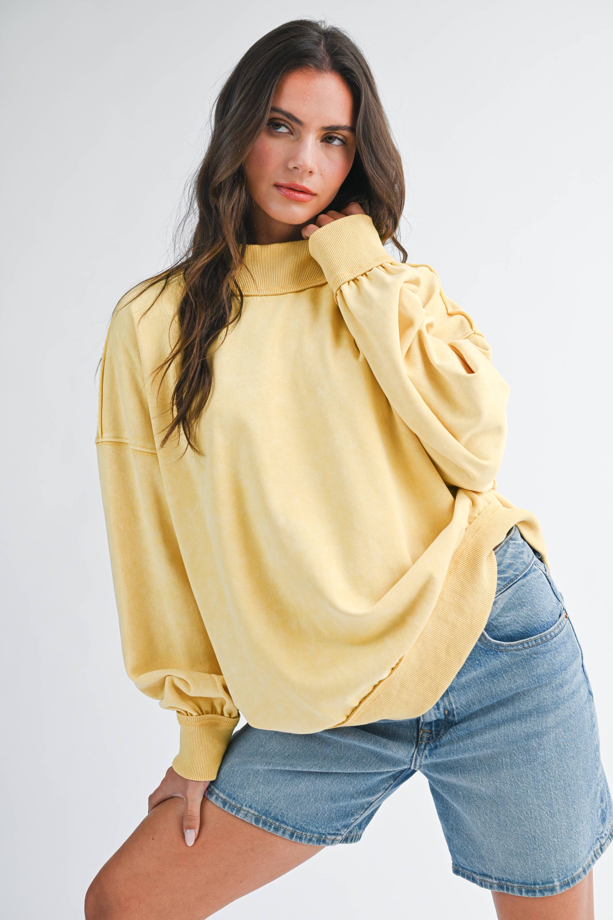 Oversized Mock Neck Washed Sweatshirt