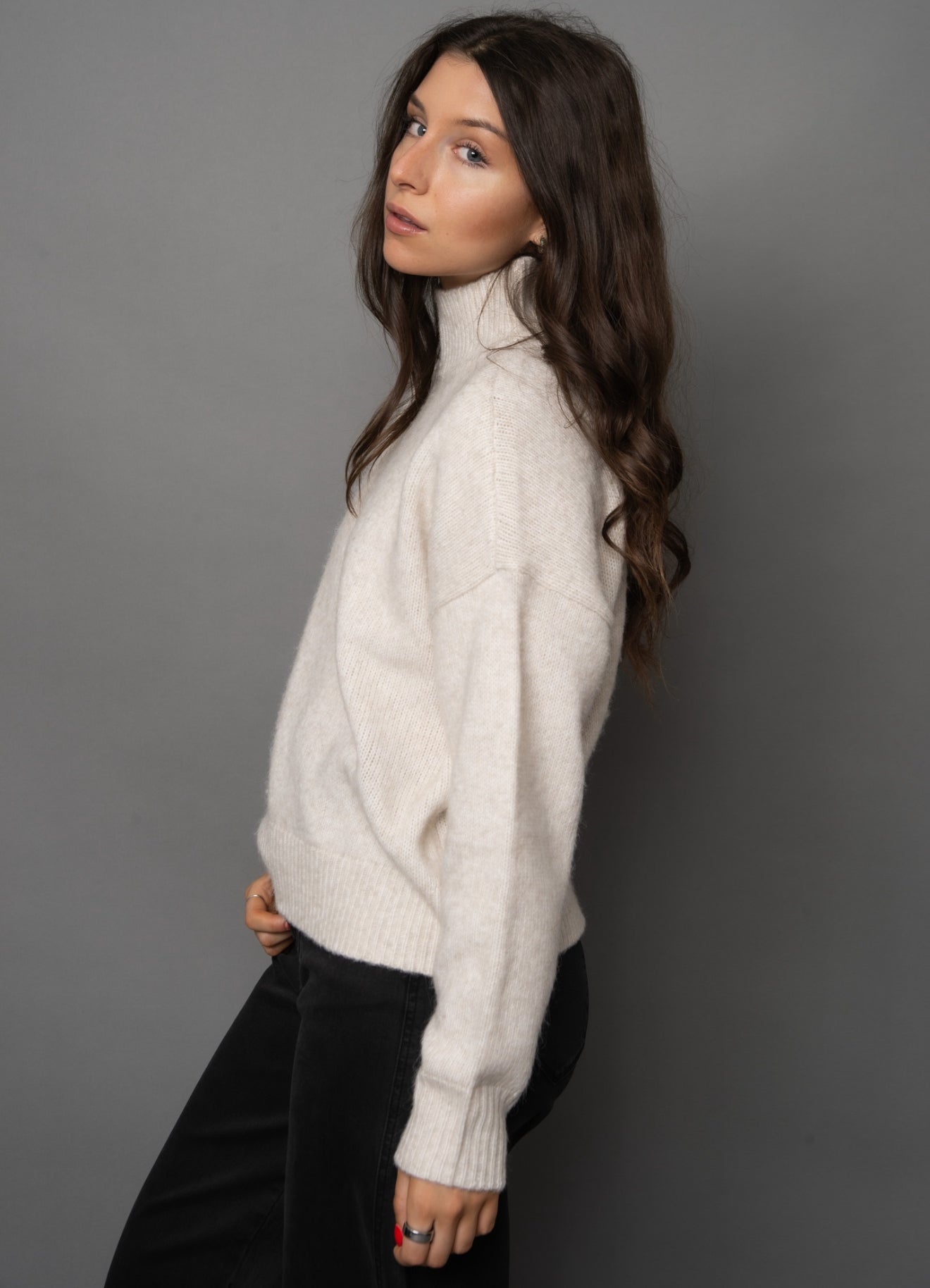 Louis mock neck pull over