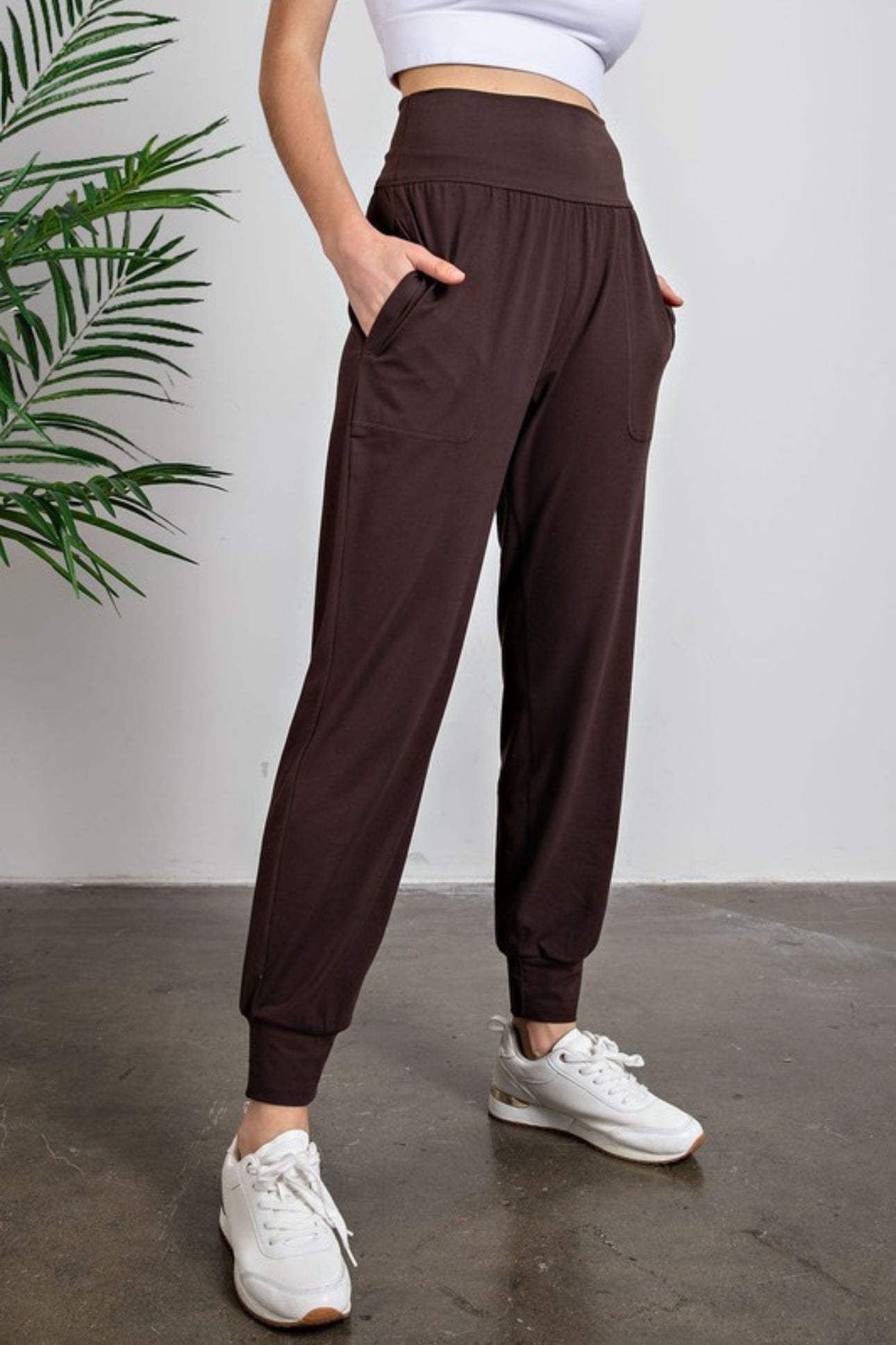 Butter-Soft Solid Jogger with Pockets